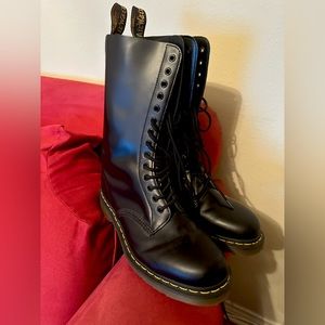 Doc Martens 1914 Smooth Leather Boots